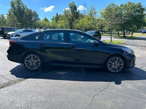 Certified 2022 Kia Forte GT w/ GT Technology Package FWD image 8