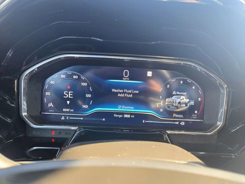 Used 2025 Chevrolet Silverado 3500 LT w/ Convenience Package image 22