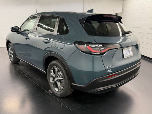 New 2027 Honda HR-V LX image 3