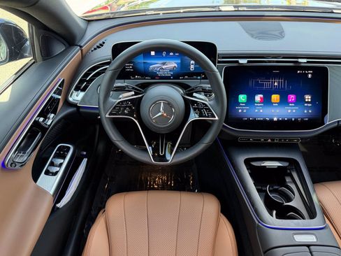Used 2025 Mercedes-Benz E 350 Sedan image 14