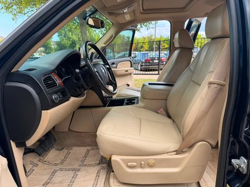 Used 2007 Chevrolet Avalanche LT w/ LT Preferred Equipment Group RWD image 16