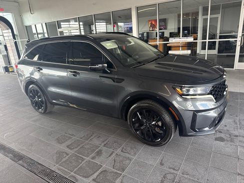 Used 2021 Kia Sorento SX FWD image 2