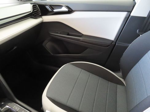 New 2025 Volkswagen Taos S image 20