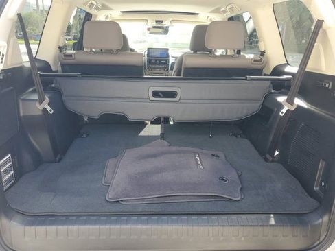 Certified 2022 Lexus GX 460 Premium AWD/4WD image 12