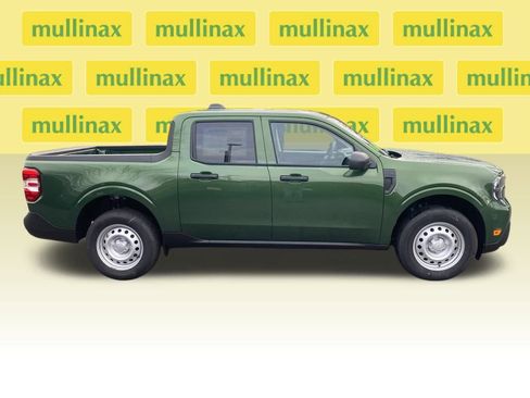 New 2025 Ford Maverick XL image 2