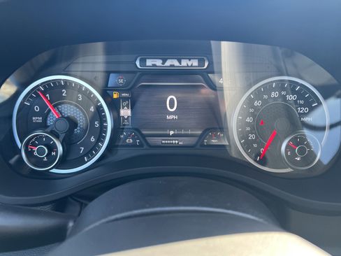 New 2026 RAM 1500 Express image 18