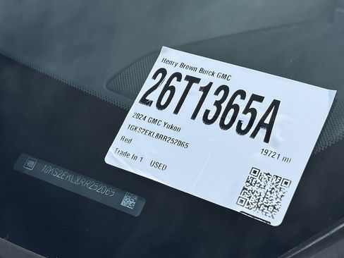 Used 2024 GMC Yukon Denali Ultimate image 35