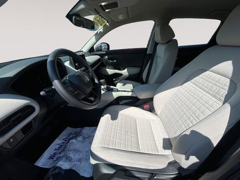 Certified 2023 Honda HR-V LX image 9