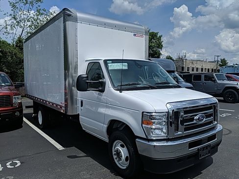 New 2025 Ford E-350 and Econoline 350 Super Duty w/ Driver's Safety Package image 3