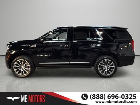 Used 2025 GMC Yukon Denali w/ Denali Reserve Package AWD/4WD image 2