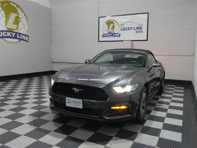 Used 2017 Ford Mustang Convertible w/ Equipment Group 051A RWD image 4