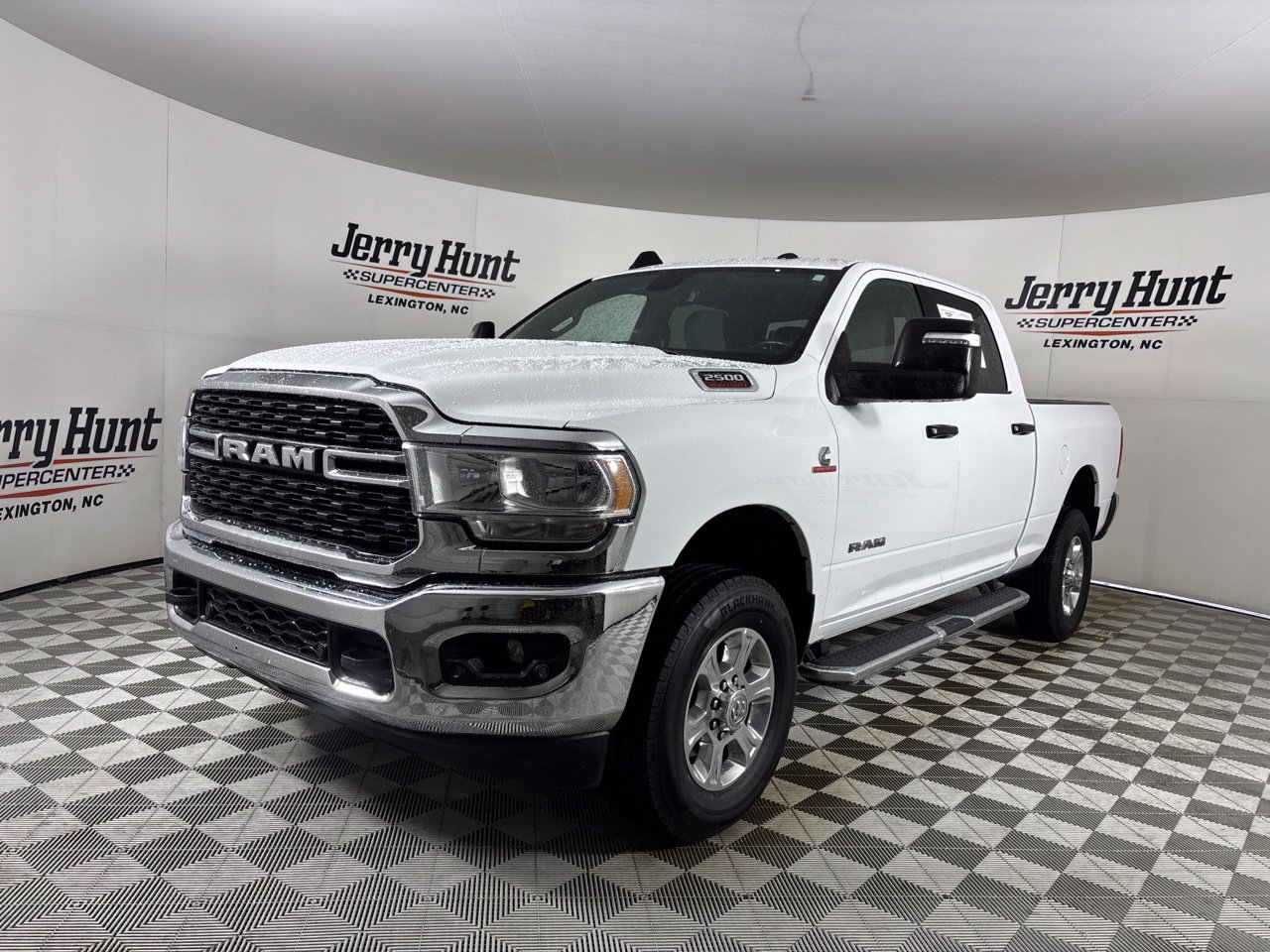 Used 2023 RAM 2500 Big Horn w/ Level 1 Equipment Group AWD/4WD image 1