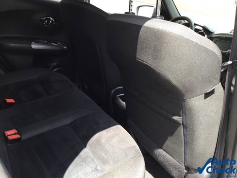 Used 2017 Nissan Juke SV image 30