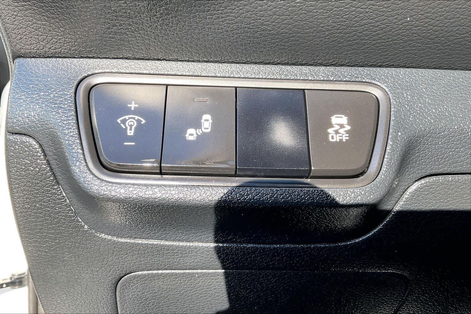 Used 2024 Kia Forte GT-Line FWD image 36