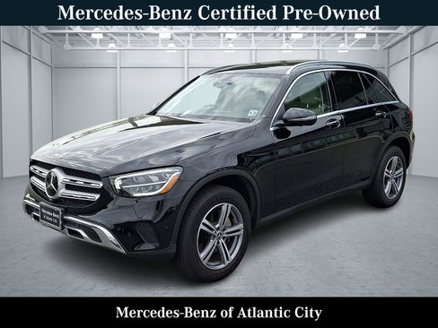 Used 2022 Mercedes-Benz GLC 300 4MATIC image 3