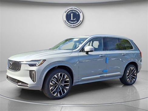 New 2026 Volvo XC90 B6 Plus w/ Protection Package Premier image 2