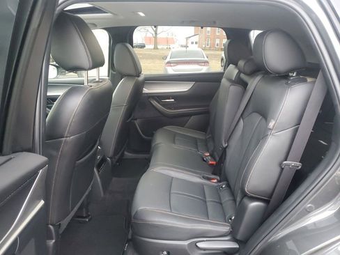 Used 2024 MAZDA CX-90 3.3 Turbo w/ Preferred Plus image 26