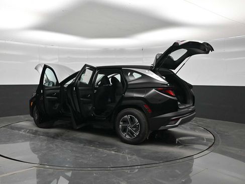 New 2026 Hyundai Tucson Blue SE FWD image 45