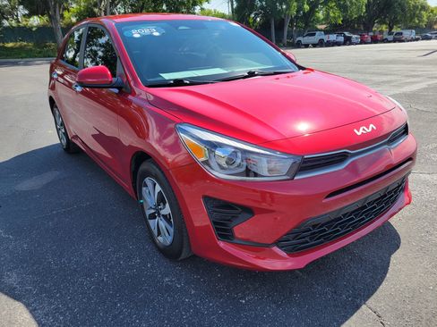 Used 2023 Kia Rio S w/ Technology Package image 3