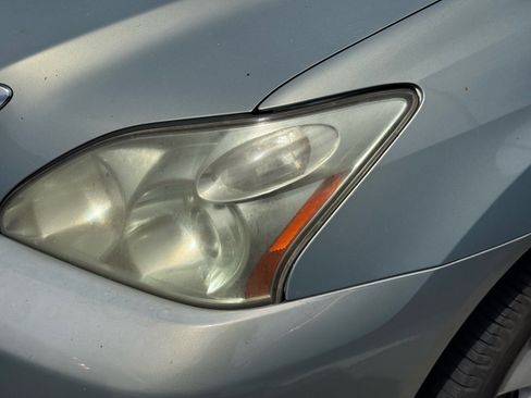Used 2006 Lexus RX 330 FWD image 6