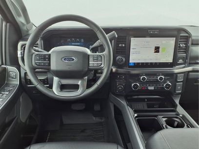 New 2026 Ford F350 Lariat w/ Black Appearance Package