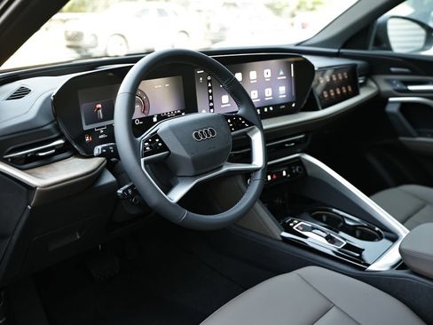 New 2026 Audi Q5 Premium AWD/4WD image 19