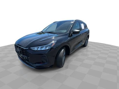 Used 2023 Ford Escape ST-Line w/ Tech Pack #1 FWD image 4