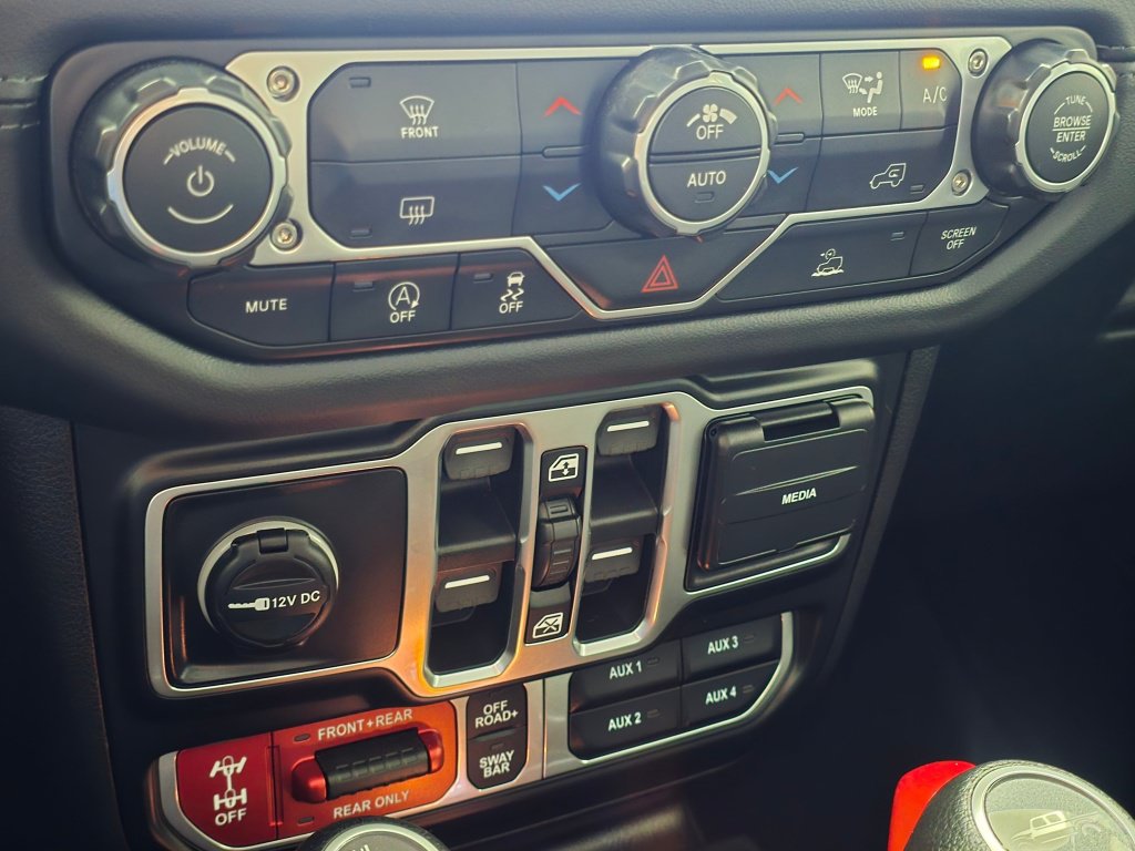 Used 2026 Jeep Gladiator Rubicon AWD/4WD image 46