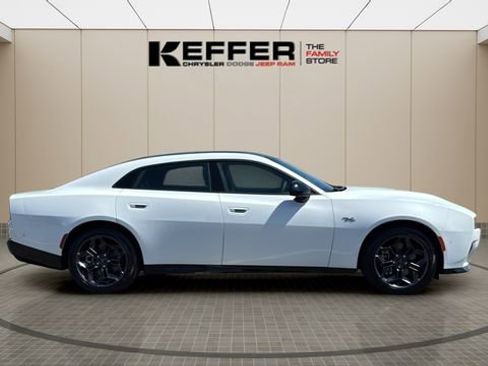 New 2026 Dodge Charger R/T image 6