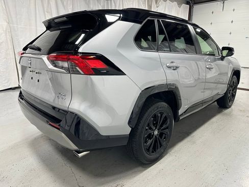 Used 2025 Toyota RAV4 XSE w/ Weather Package image 7