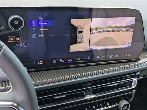 New 2026 Chevrolet Traverse High Country image 21