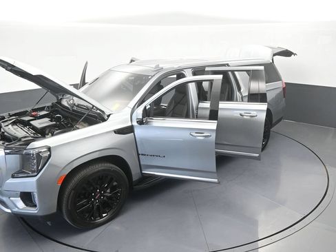 Used 2024 GMC Yukon XL Denali RWD image 79