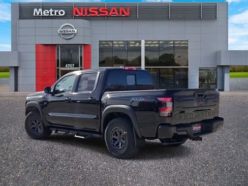 New 2026 Nissan Frontier Pro-X image 4