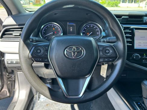 Used 2019 Toyota Camry LE w/ Carpet Mat Package FWD image 13