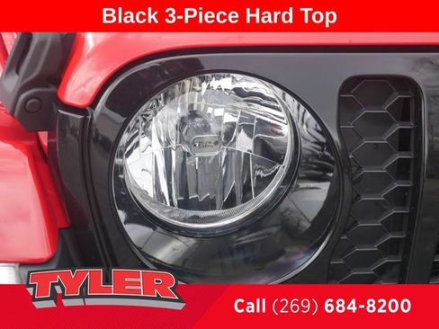 Used 2022 Jeep Gladiator Sport AWD/4WD image 10