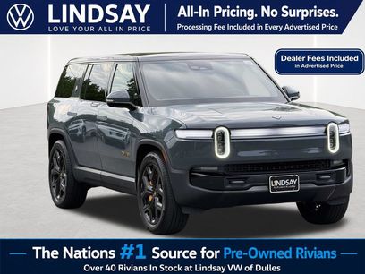 Used 2025 Rivian R1S Premium