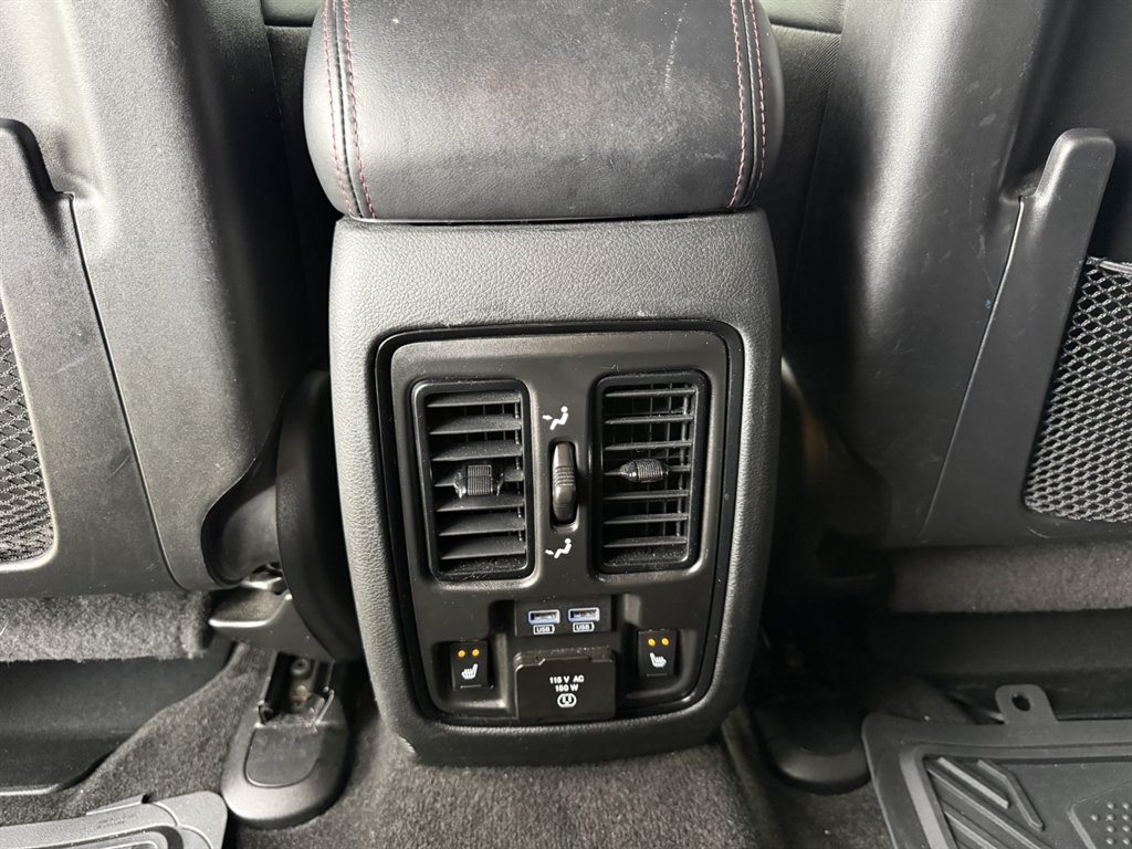 Used 2022 Dodge Durango R/T w/ Blacktop Package AWD/4WD image 15