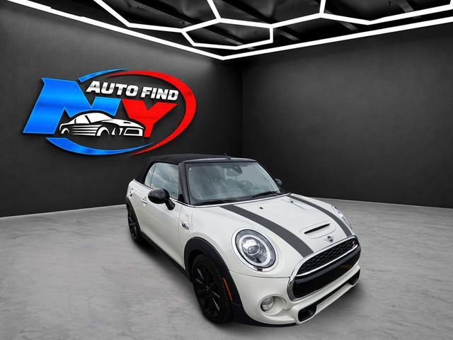Used 2019 MINI Cooper S FWD image 2