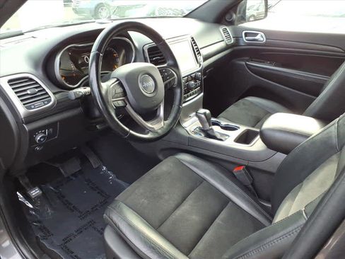 Used 2021 Jeep Grand Cherokee Laredo X image 13