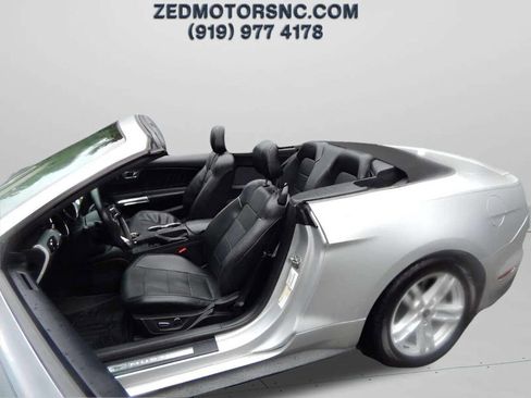 Used 2015 Ford Mustang Premium image 44