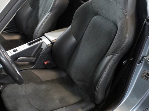 Used 2005 Chrysler Crossfire SRT-6 RWD image 11