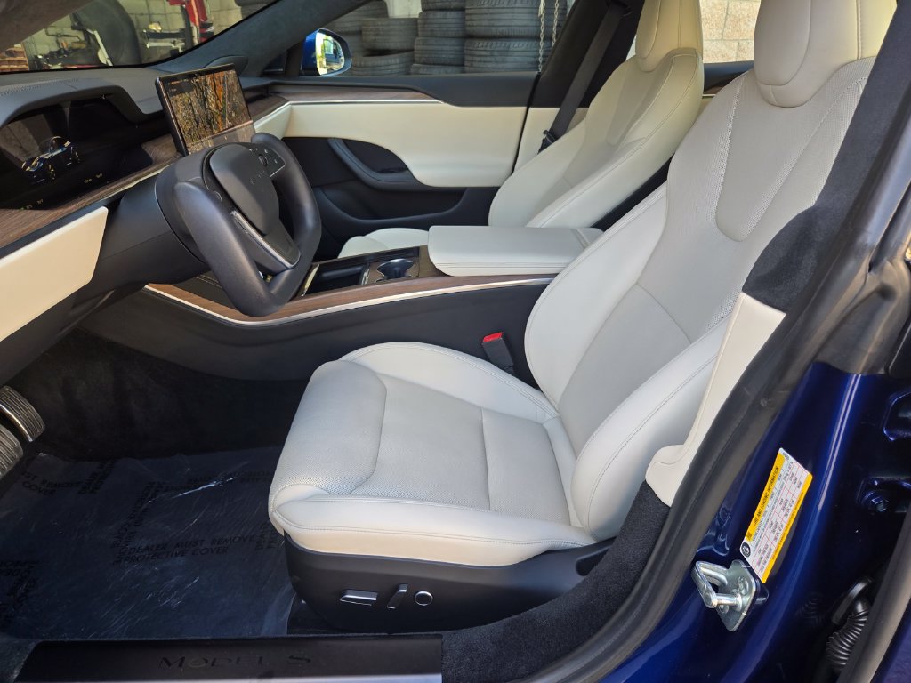 Used 2022 Tesla Model S AWD/4WD image 17