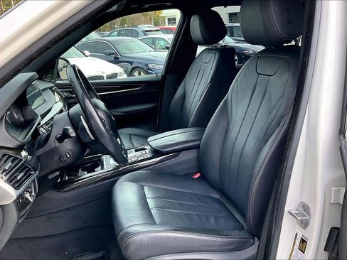 Used 2018 BMW X5 xDrive40e image 7