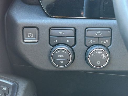 Certified 2024 Chevrolet Silverado 1500 LT image 20