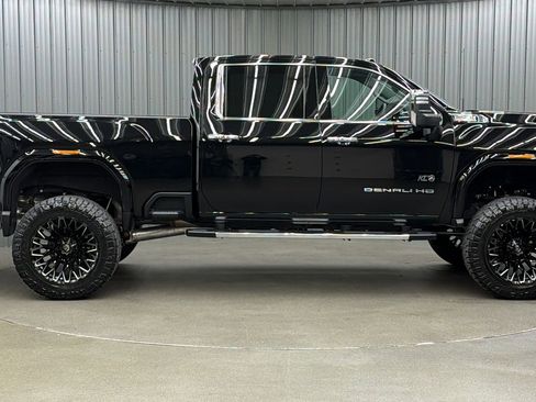 Used 2025 GMC Sierra 3500 Denali w/ Denali Reserve Package image 6