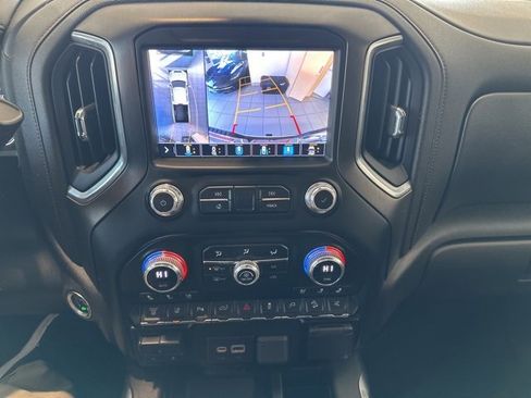 Used 2023 GMC Sierra 2500 AT4 w/ AT4 Premium Plus Package image 13