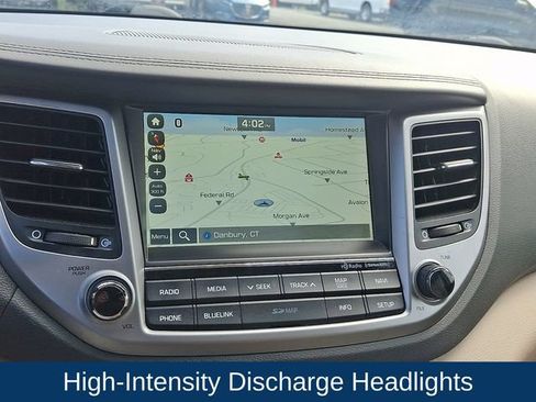 Used 2016 Hyundai Tucson Limited w/ Option Group 03 FWD image 9