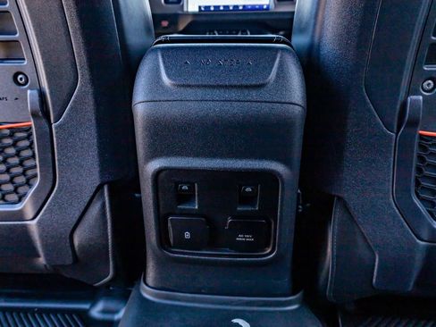 Used 2022 Ford Bronco Raptor image 33