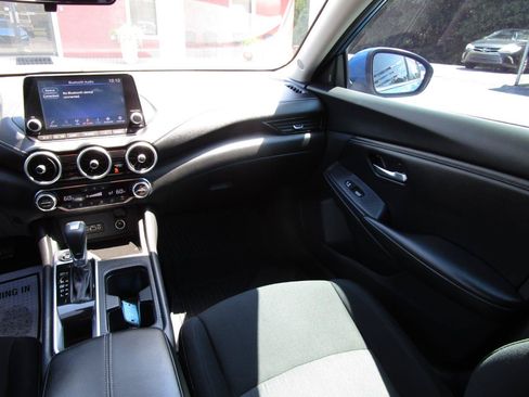 Used 2023 Nissan Sentra SV w/ All-Weather Package FWD image 9