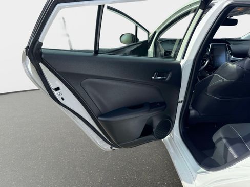 Certified 2021 Toyota Prius Prime Limited FWD image 21